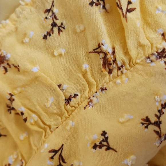 Forever 21 Floral Yellow Mini Skirt - Picture 3 of 6